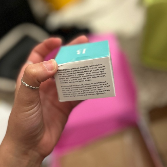 BeautyStat | Moisture Boost Cream - Picture 5 of 5